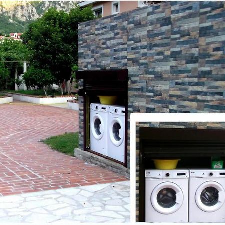Carine Garden Διαμέρισμα Risan Εξωτερικό φωτογραφία
