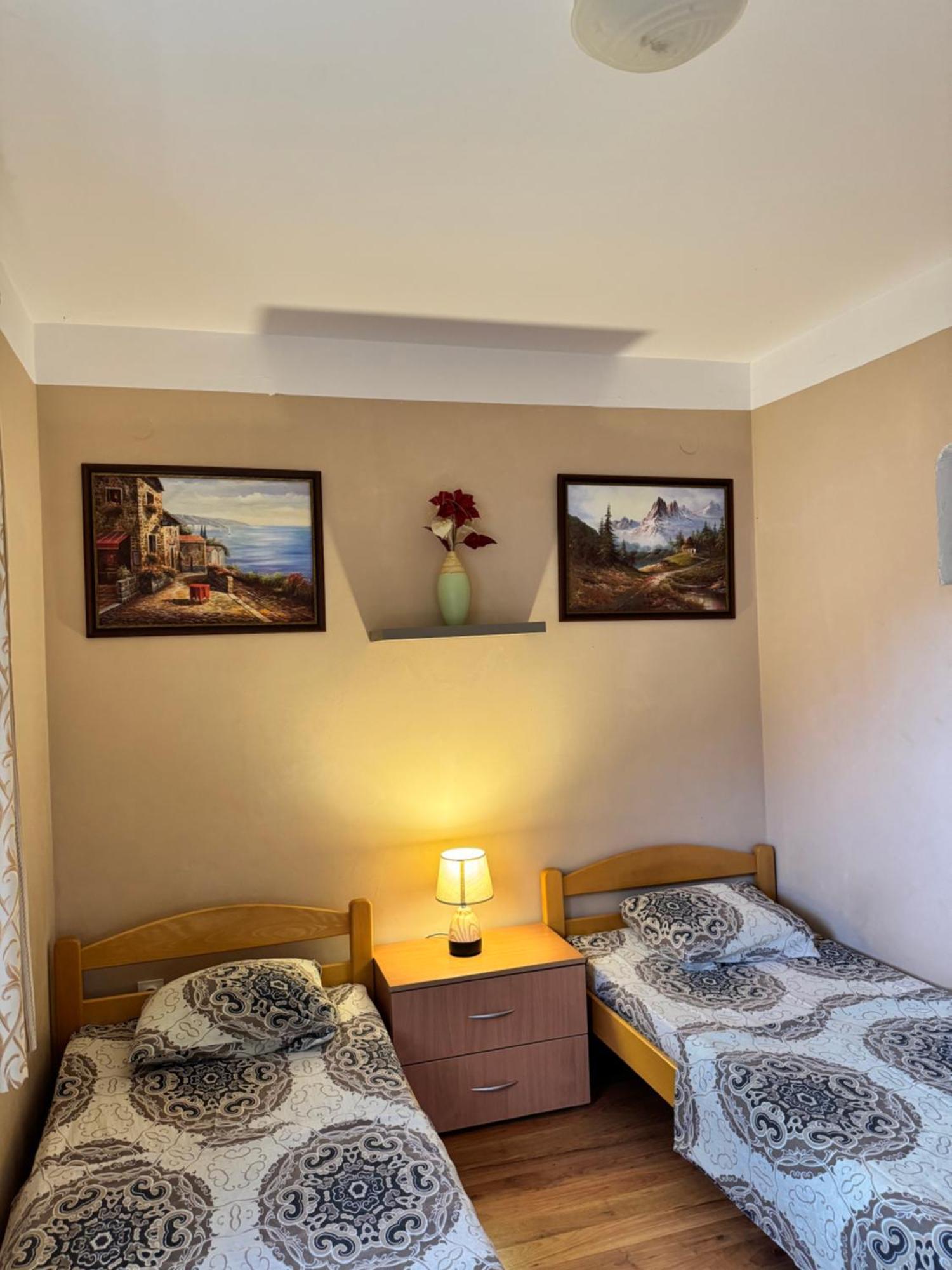 Carine Garden Διαμέρισμα Risan Δωμάτιο φωτογραφία