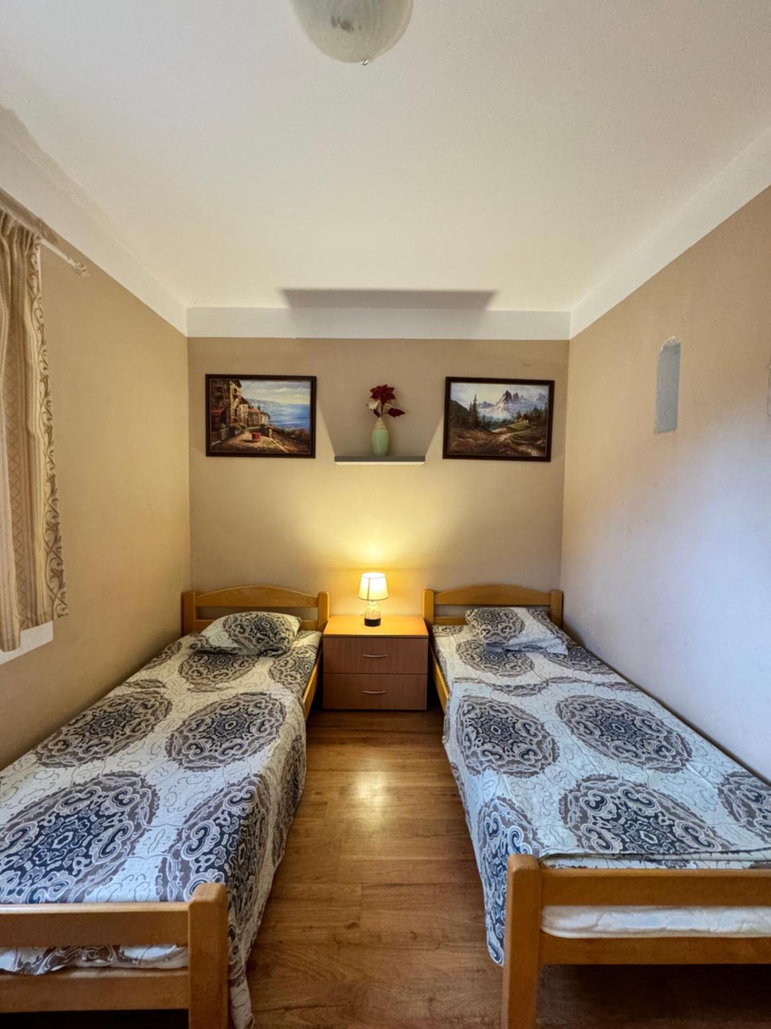Carine Garden Διαμέρισμα Risan Δωμάτιο φωτογραφία